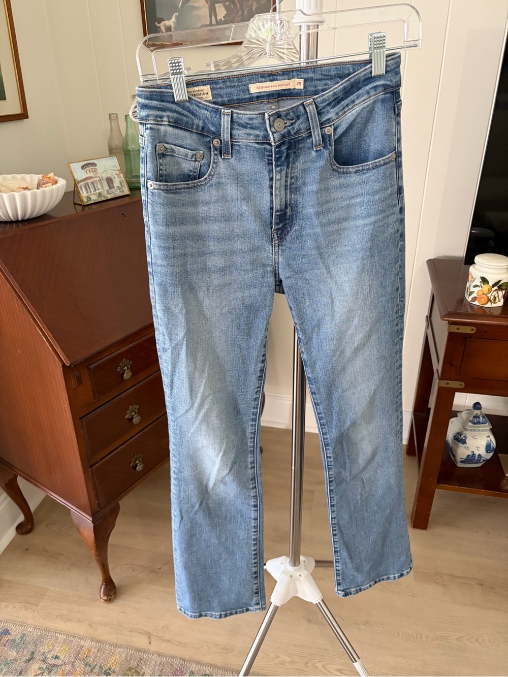 Levi’s Light Blue Women’s 725 High Rise Bootcut Jeans
